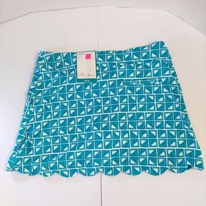 Lillie Green Golf Skort NWT Size Meduim Teal Scalloped Edges